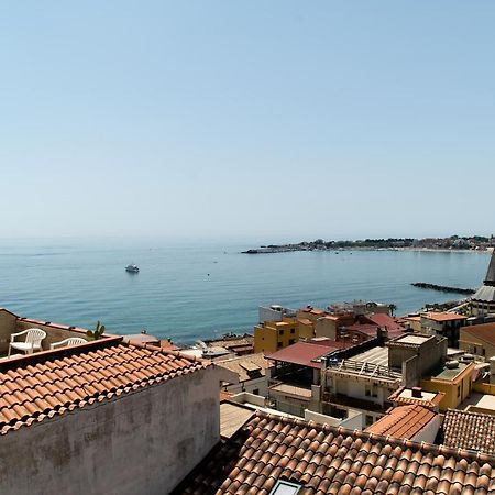 Nick & Santo'S Holiday Homes B&B Giardini-Naxos Exterior foto