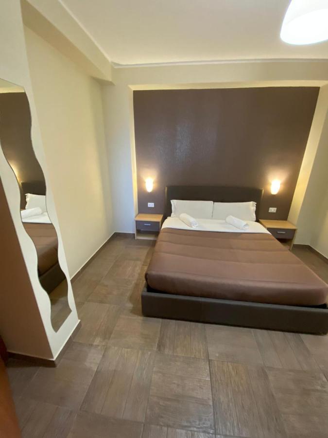Nick & Santo'S Holiday Homes B&B Giardini-Naxos Exterior foto